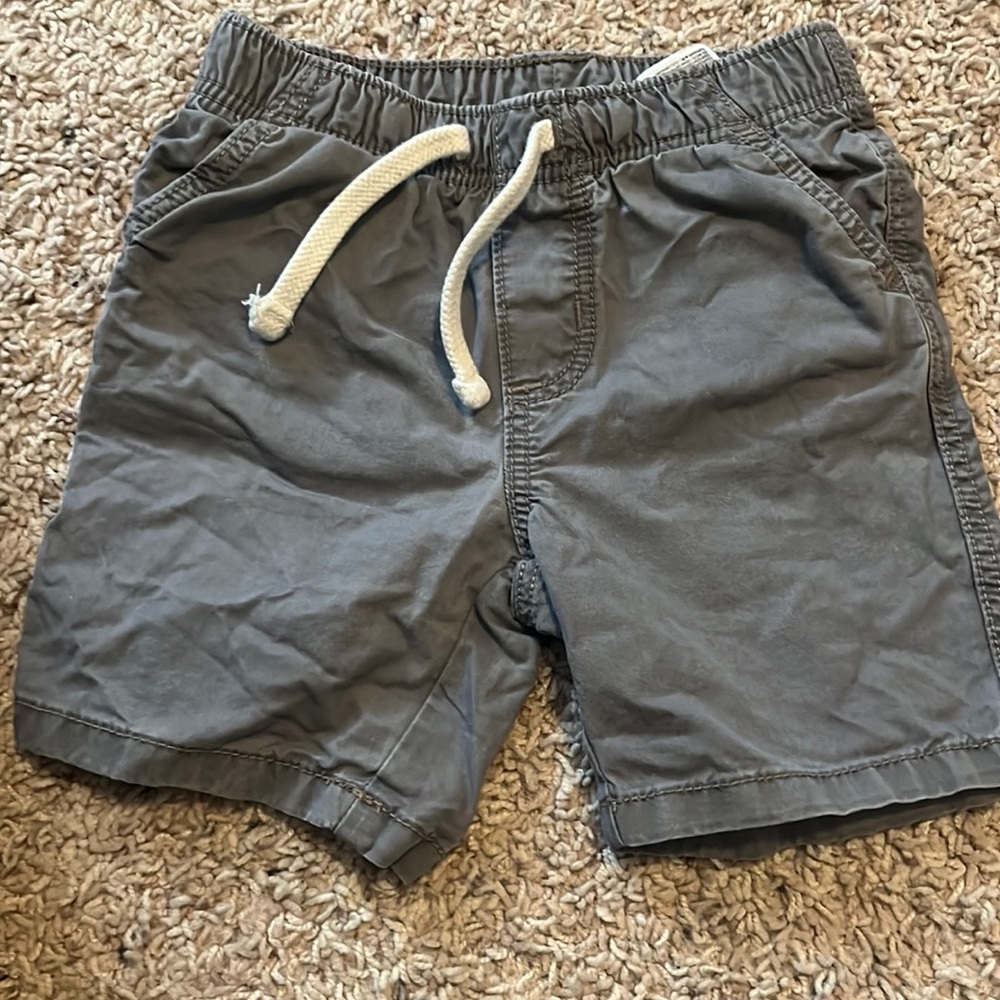 Gray shorts
